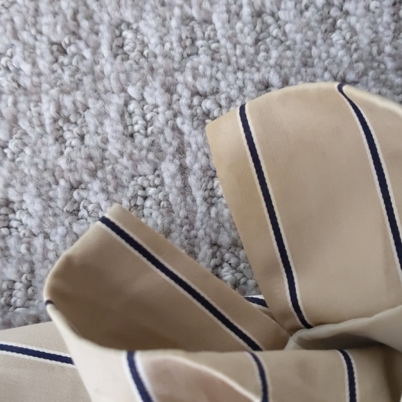 GORGEOUS Talbots Khaki Pinstripe 3 Pocket Blazer, Size 10 - Picture 9 of 11